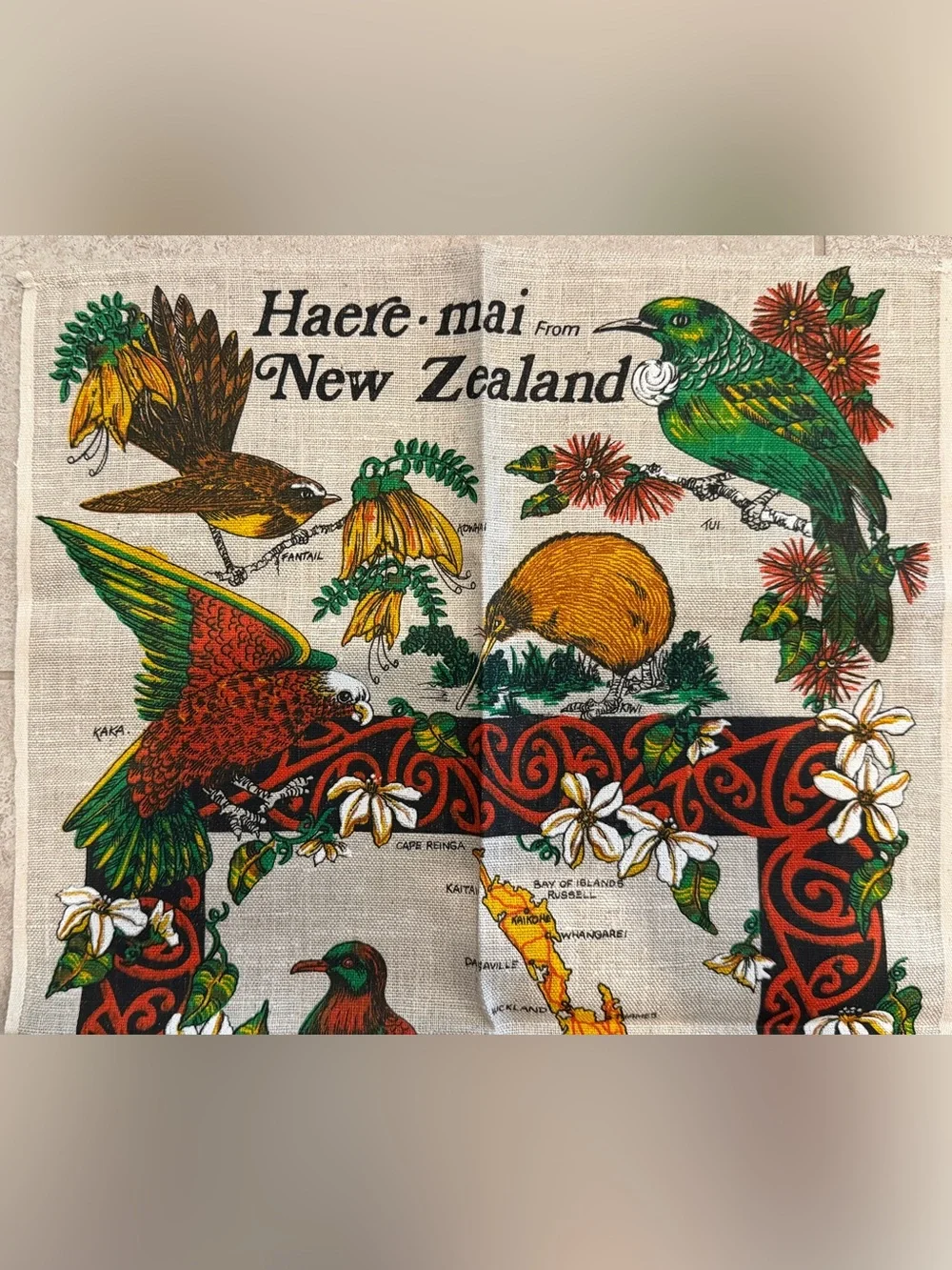 Vintage Derek of New Zealand Colorful Linen Souvenir Tea Towel Clematis NEW